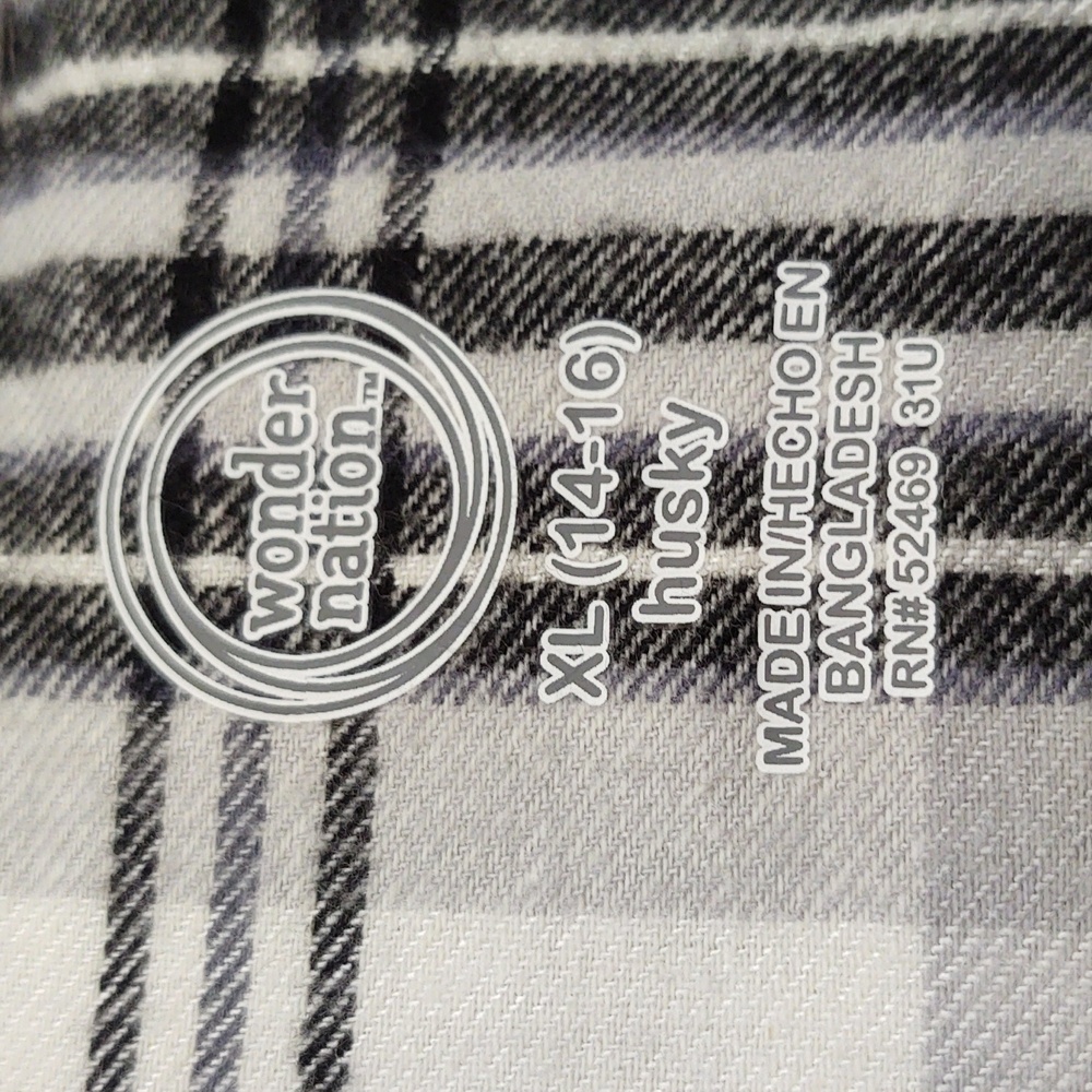 EUC Wonder Nation Boys Plaid Flannel Button Down Size 14/16 Husky - Picture 3 of 4
